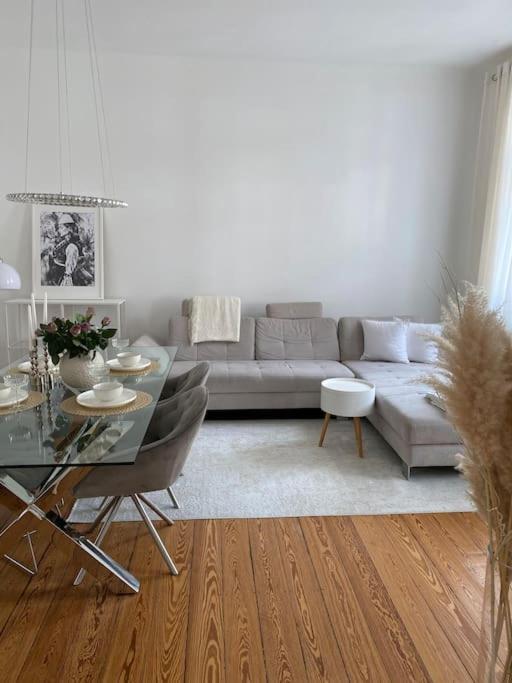 Altbau-Oase Der Eleganz: Stadtnaher Komfort Pur Wiesbaden Extérieur photo