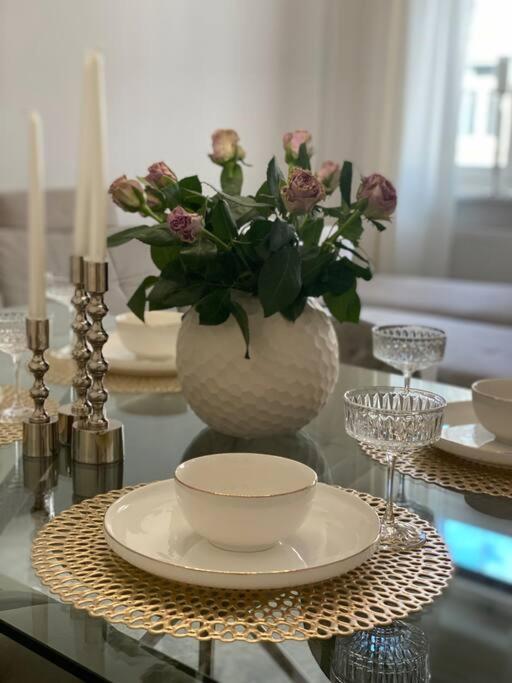Altbau-Oase Der Eleganz: Stadtnaher Komfort Pur Wiesbaden Extérieur photo